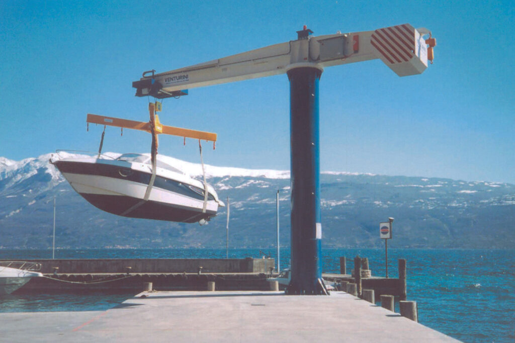 Flag-Crane-12-tons-capacity
